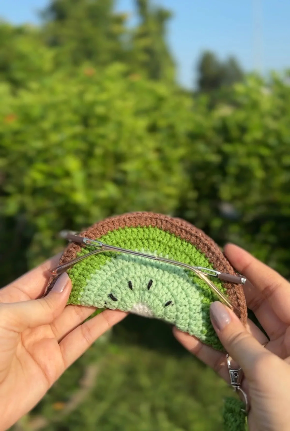 Porta-óculos Kiwi (Com Cordão)